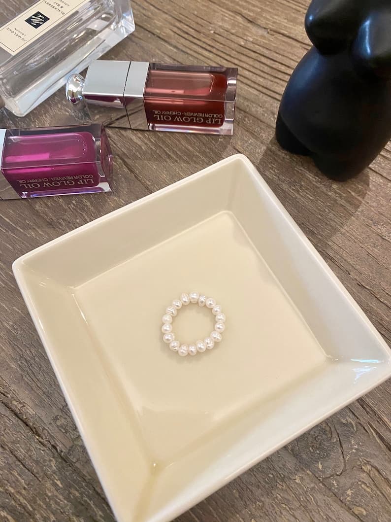 Tiny Seed Freshwater Pearl Ring • Handmade Beaded Elastic Ring, Knot-Free preview 2