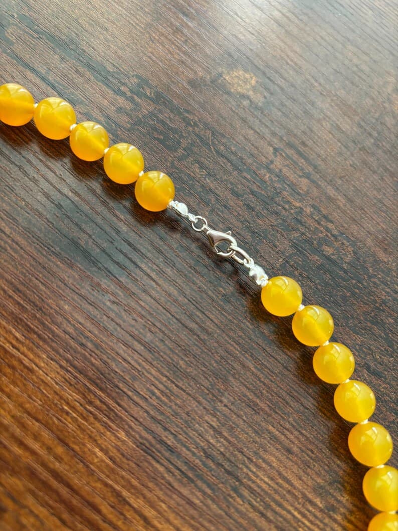 Yellow Agate Beaded Necklace with Heart-Shaped Green Aventurine Pendant, 925 Silver Clasp preview 4